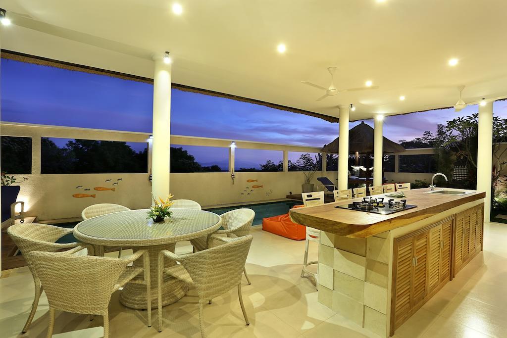 Villa Bukit Nusa Lembongan Exterior foto